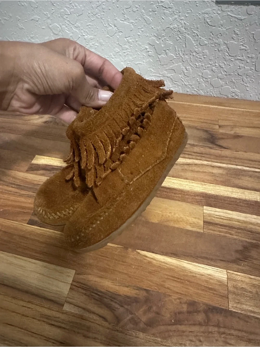 Minnetonka Kids Suede Fringe Moccasins - Brown kids size 9 toddler